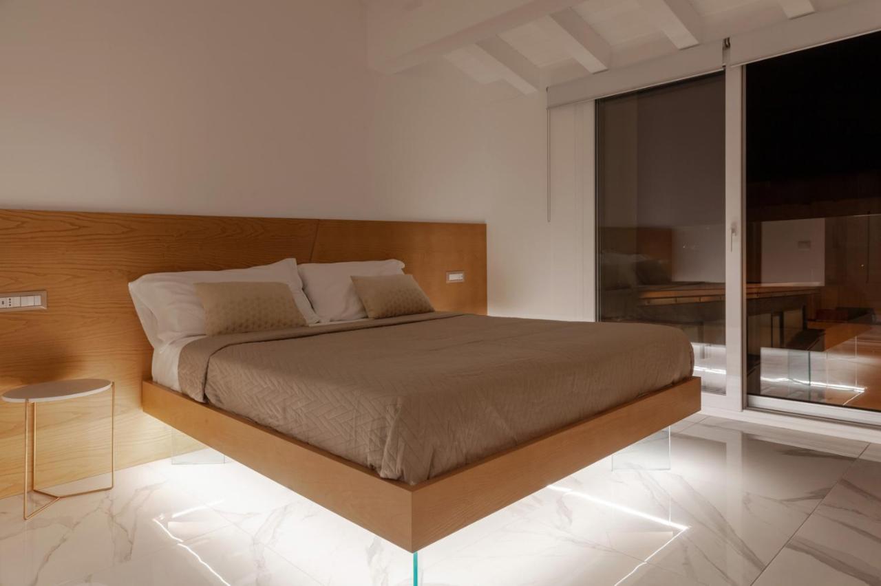 Cordovena Suites Capo dʼOrlando Exteriér fotografie